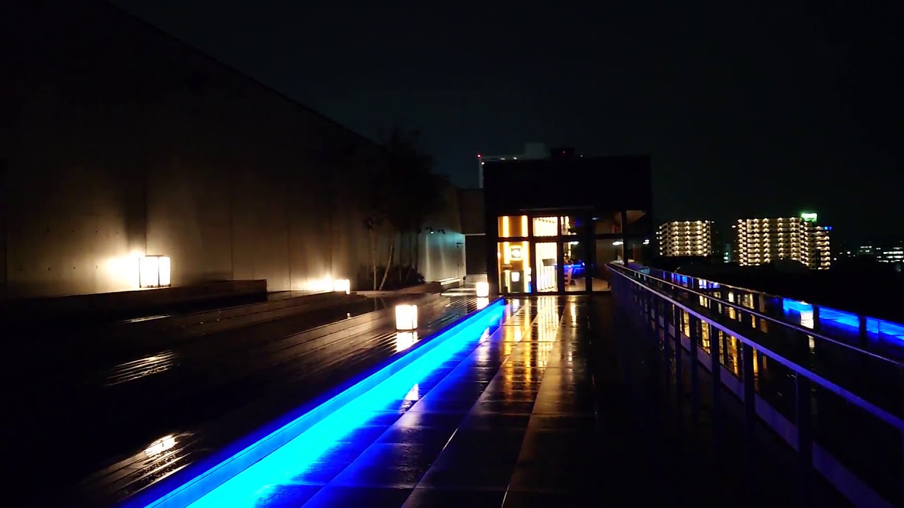 11 02 雨の日の立川グリーンスプリングス イルミネーション アオさんの今日も自由なお散歩