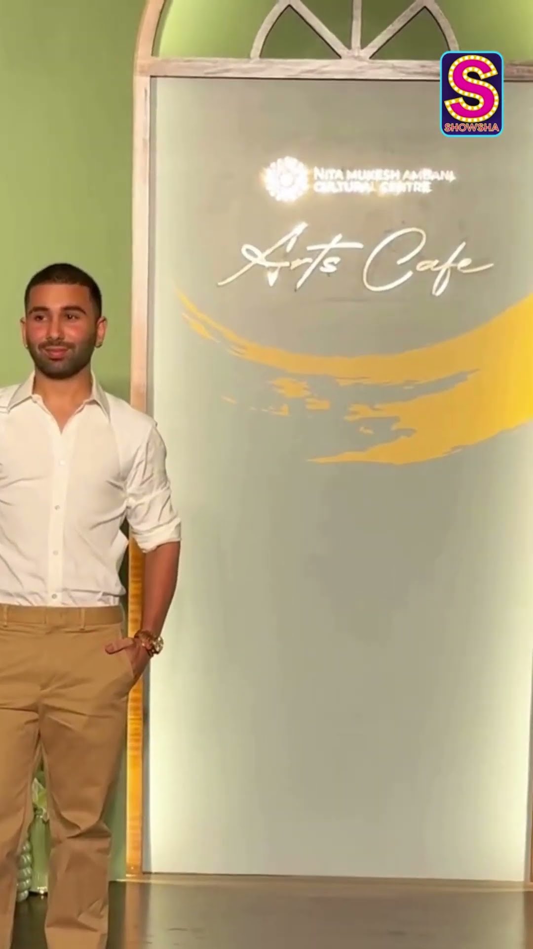 Orry Looks Stylish In Khaki Pants And White Shirt, Unusual From Usual Self | #shorts | N18S