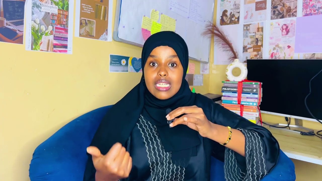 Reading: The Key to Personal Growth.🌼🧡