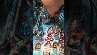 Refreshing Stern Jaws #pinball #spinner #oneMinutePinball #tips #arcade #retrogaming #stern #fix