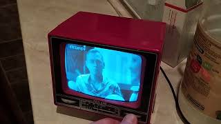 Портативный, чёрнобелый телевизор FEILANG: обзор/тест Приём телеканалов без тюнеров и декодеров!