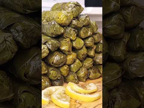 Ντολμαδάκια - Dolmadakia (Stuffed Grape Leaves)https://youtu.be/4xYgzbo-GCg