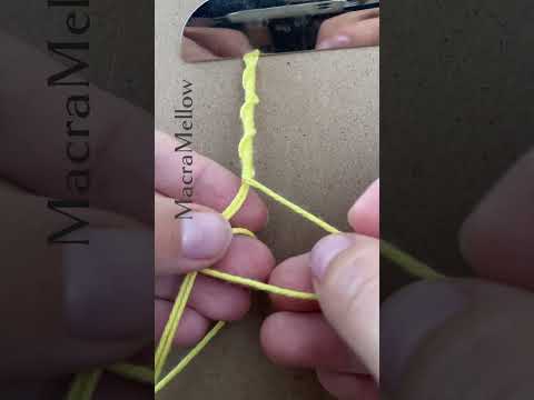 Вариант плетения фенечки