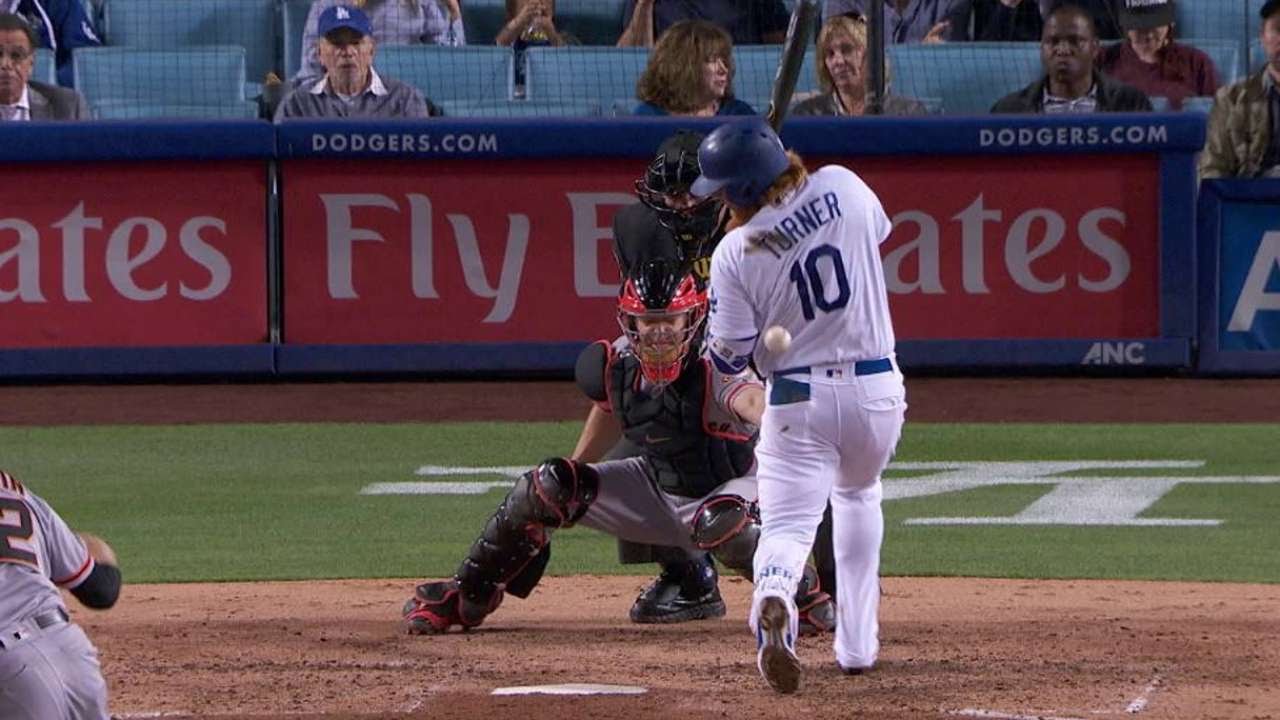 Justin Turner exits game after being hit by pitch