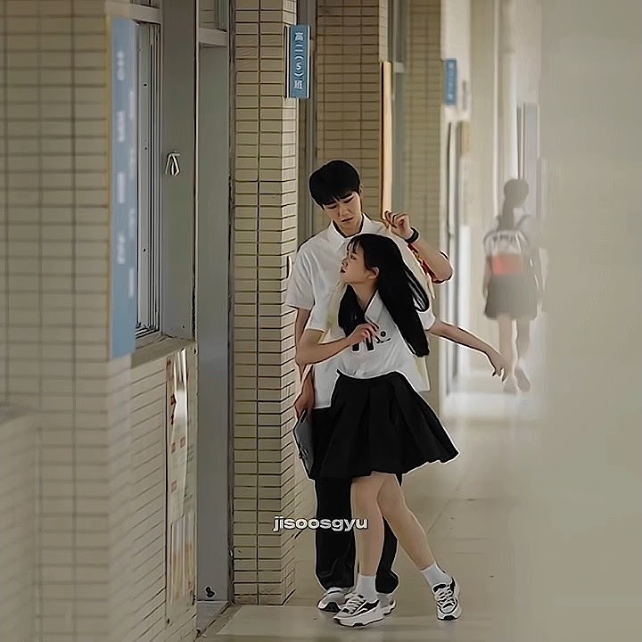 he said not on my watch 😆 #cdrama #backtoseventeen #zhangmiaoyi #fangxiaodong