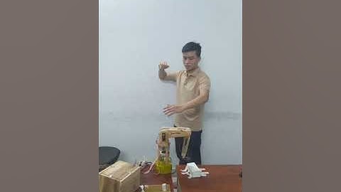Điều Khiển Cánh Tay Robot 4 bậc Tự Do Bằng Cử Chỉ Của Con Người