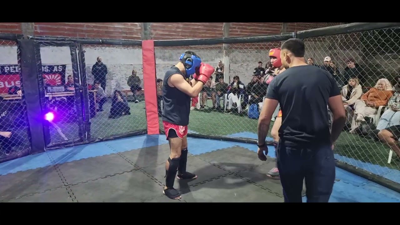 AGUERO COMBAT. Pelea Kick Boxing Debut Damian Barrionuevo.