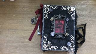 A Gothic Junk Journal - Victorian Romance - Dark Beauty