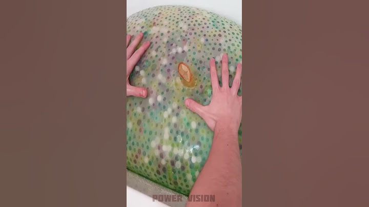 10000 Water Beads  in the Bathroom #Shorts