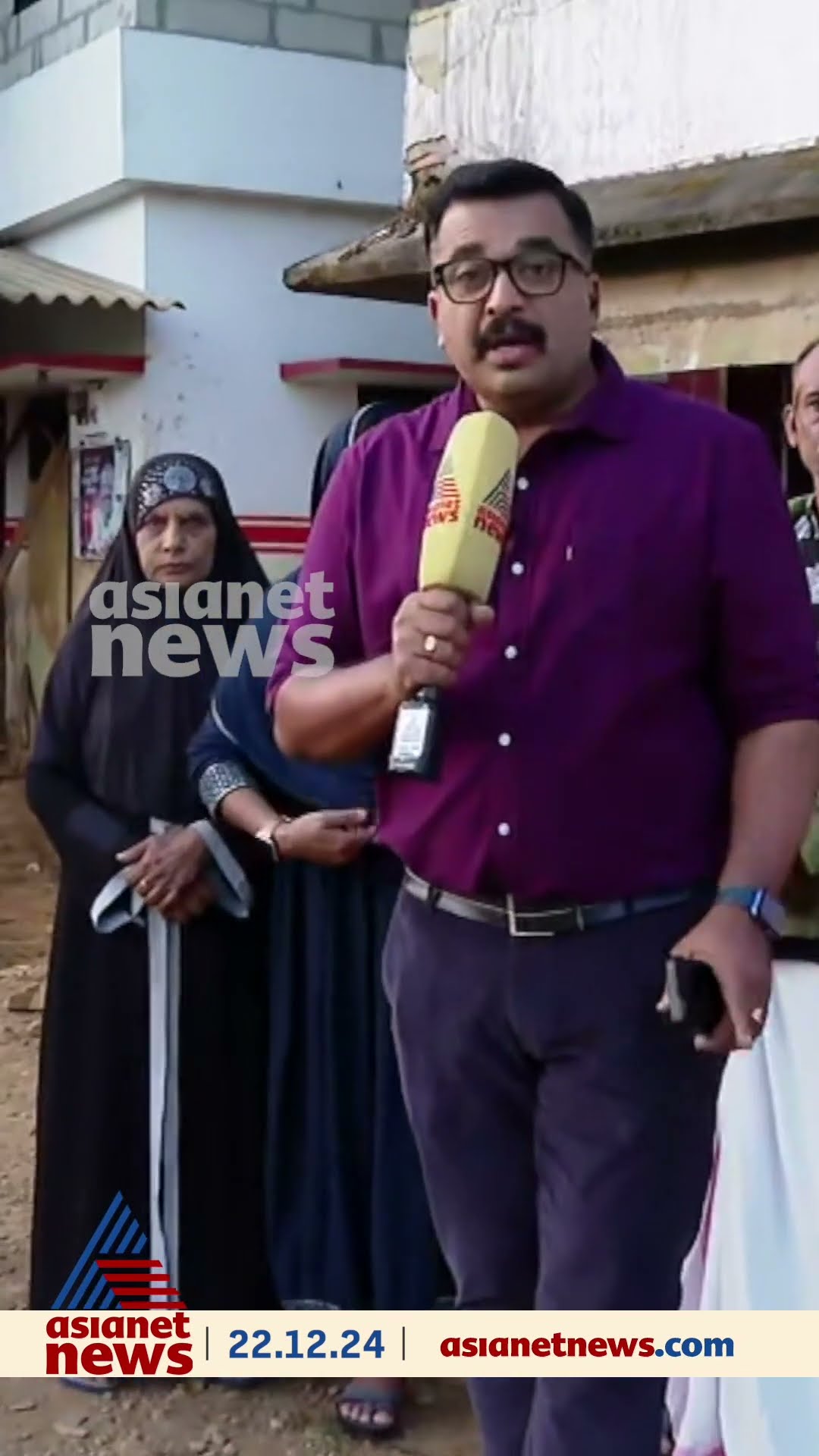 'വീട് വച്ച് നൽകുന്നതും നഷ്ടപരിഹാരം നൽകുന്നതും മാത്രമാണോ പുനരധിവാസം?'