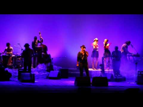 Mannarino - Marylou [live @Teatro Bellini Napoli - 12/04/2012] HD