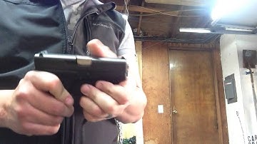 Handgun trigger guard "holster"