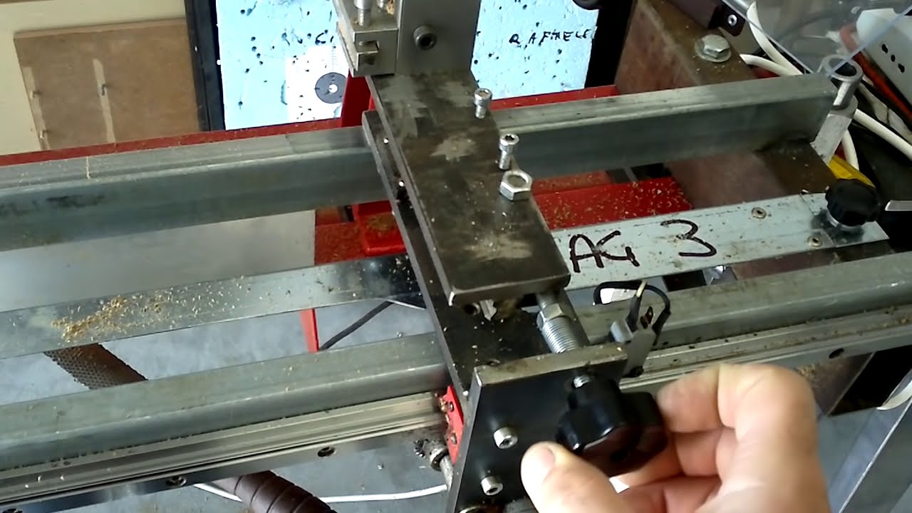 Macchine stazionarie :: Come Costruire Una CNC
