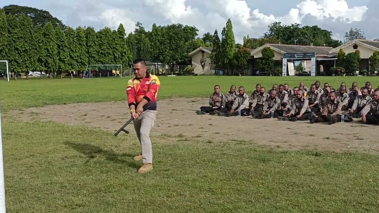 Latihan Drill Tongkat  Siswa Gada Pratama ABN Angkatan 71