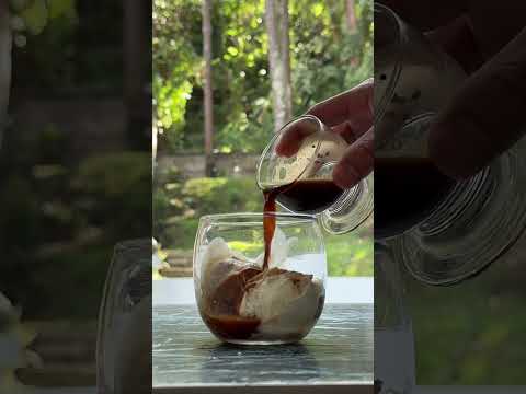 Preparando un Affogato Italiano con Café Melaras