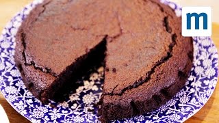 Never tried this awesome combination? trust us - adding beetroot into
your chocolate cake mix really brings out the cocoa flavour and makes
a sponge that's d...