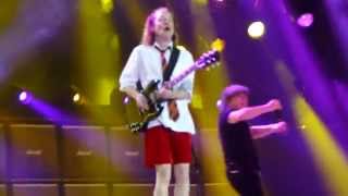 AC/DC - You Shook Me All Night Long (25.06.2015, Olympiastadion, Berlin, Germany)