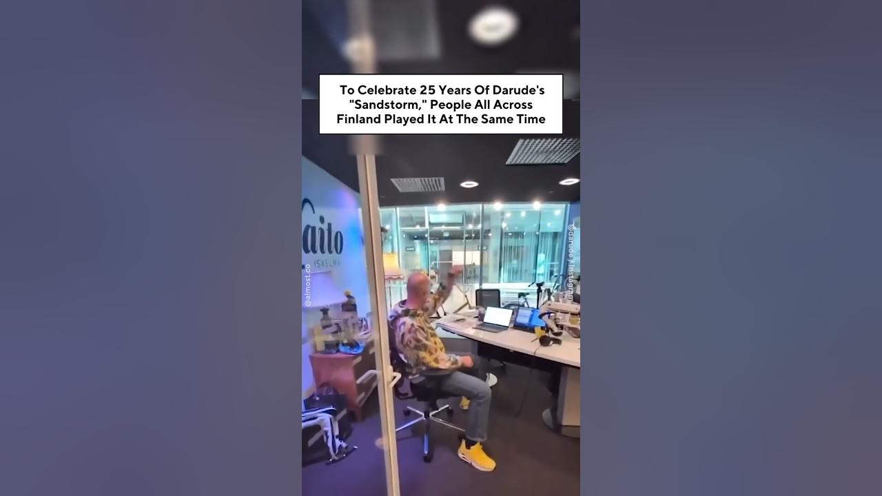 To Celebrate 25 Years Of Darude's "Sandstorm," People All Across Finland Played It At The Same Time To Celebrate 25 Years Of Darude's "Sandstorm," People All Across Finland Played It At The Same Time