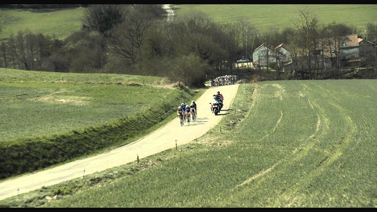 La petite Reine bandeannonce officielle YouTube