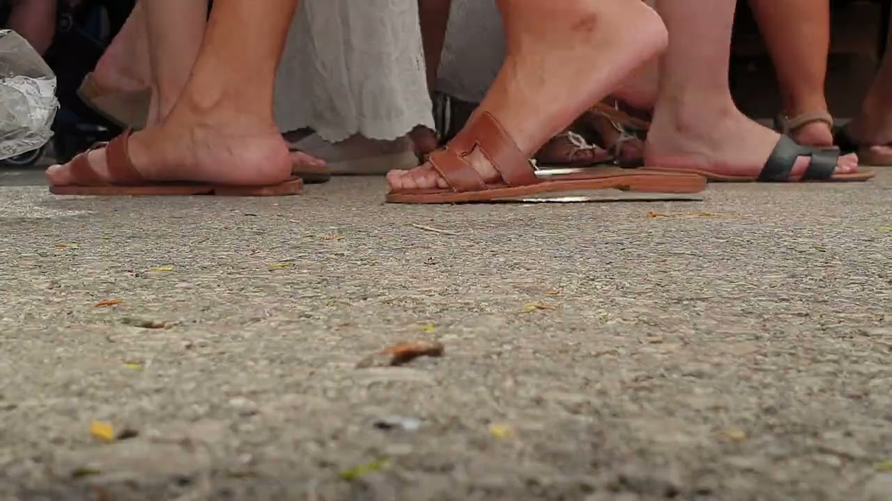 Street Sneaker Check: What’s Hot on the Pavement?