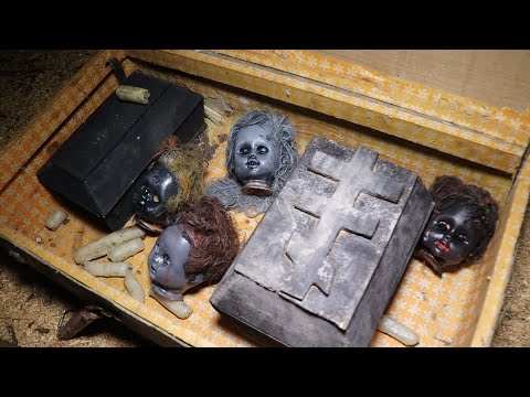 СТРАШНАЯ НАХОДКА НА ЧЕРДАКЕ ЗАБРОШЕННОГО ДОМА / SCARY FIND IN THE ATTIC OF AN ABANDONED HOUSE