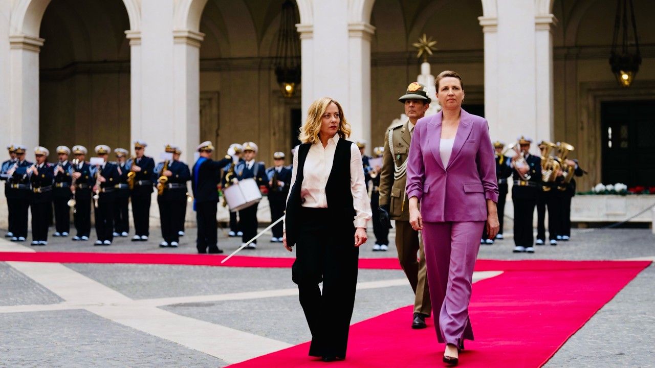 Visita del Primo Ministro danese in Italia: Banda della Marina Militare suona inni nazionali