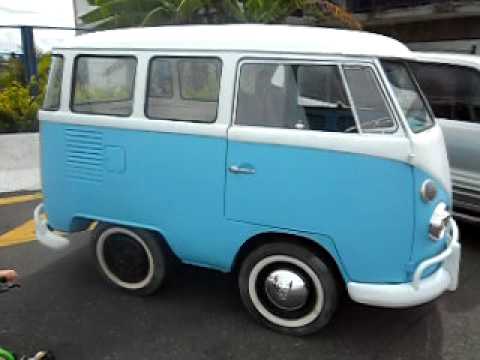 mini kombi van