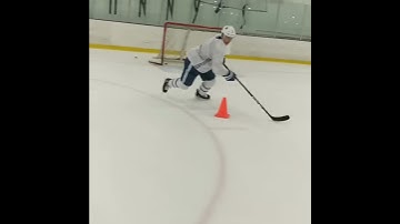 Power Skating: Defenseman drills, one foot transitions in face off circle
