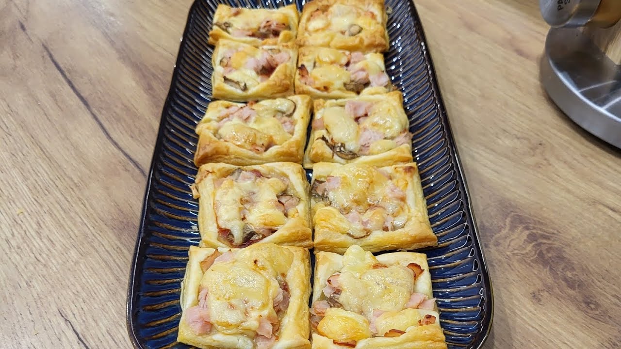 MINI PIZZERKI Z CIASTA FRANCUSKIEGO IDEALNE NA PRZEKĄSKĘ.