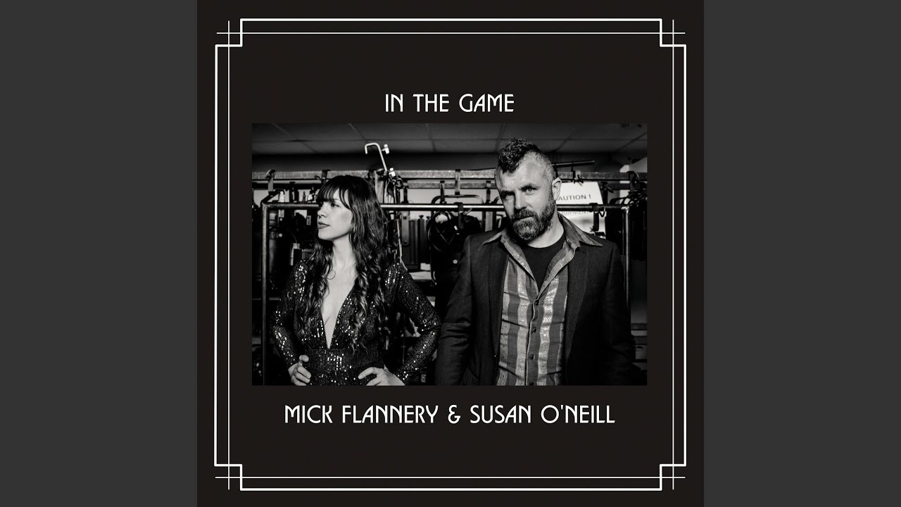 在 YouTube 上观看 Blue River 在 YouTube 上观看 Blue River