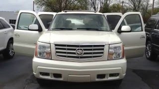 2005 white Cadillac Escalade (Mullinax Lincoln Automotive) Stk # 6261T