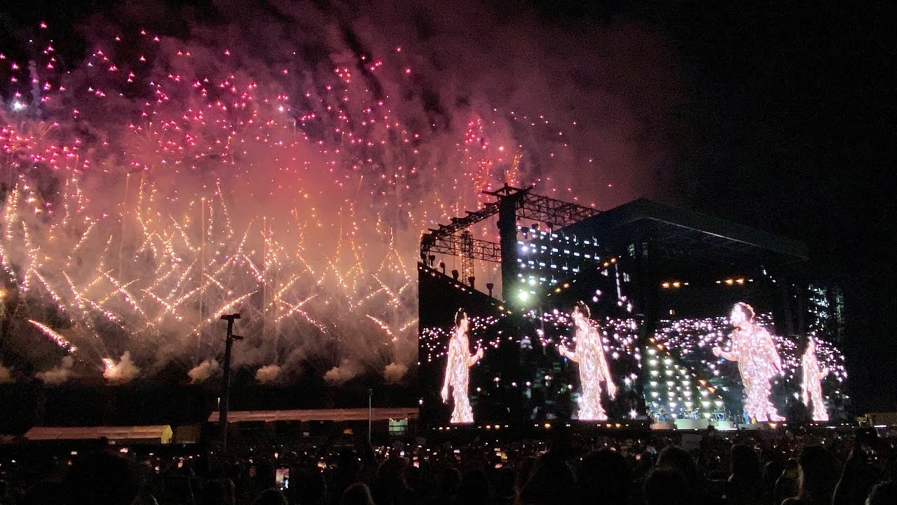 Harry Styles - Sign Of The Times // LoveOnTour Final Show - YouTube