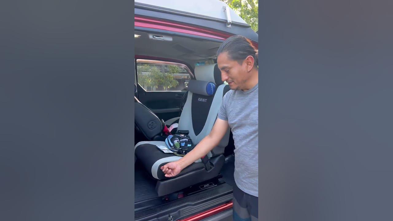 Honda Element With Swivel Seats Installed - YouTube