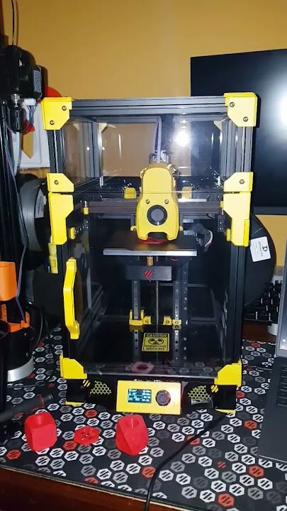 Voron V0.2 first prints