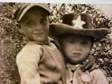 Billy West                 A man lives here    Original Music From The CD "ME POD"