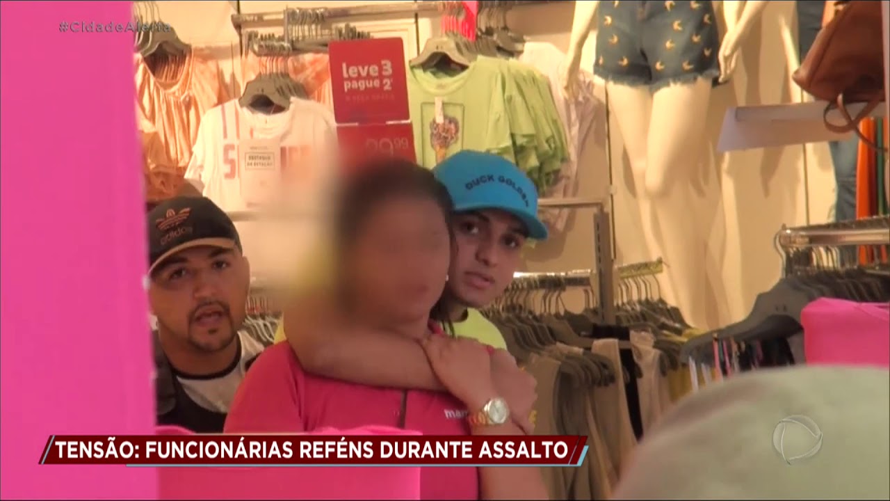 Funcionárias se tornam reféns durante assalto a loja
