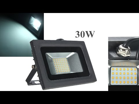 Video: ¿Qué tan brillante es un reflector LED de 30w?