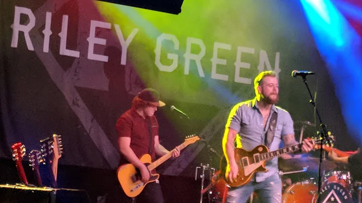 Rob Joyce with Riley Green at The Signal in Chatta...