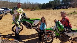 Taking the kx 450f the KX 65 the SSR 110DX little girl ride pocket bike!