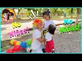 UN PAYASO NOS TRATO DE ROBAR | Las Leoncitas Kids