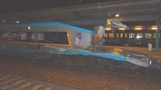 Zničené Pendolino po nehodě ve Studénce Pardubice hlavní nádraží (train crash)