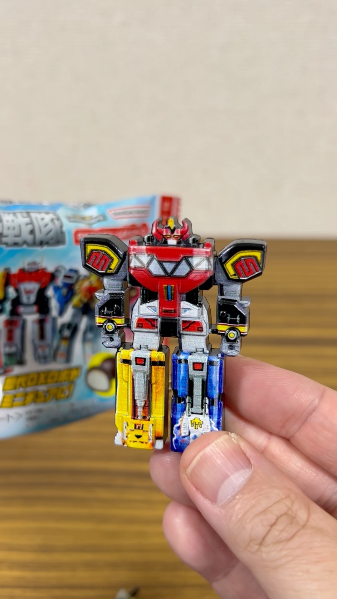 These Super Sentai DX robot toys, costing 350 yen each, are pretty