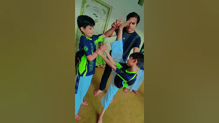 Fast Taekwondo Stretching for Splits & Kicks.#taekwondo #stretching