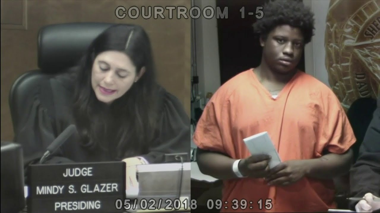 19-year-old man accused of bringing gun to Miami high school - YouTube