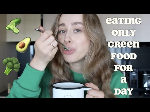 Видео: EATING ONLY GREEN FOOD FOR A DAY!