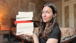 ASMR what i’ve been reading lately 📖✨