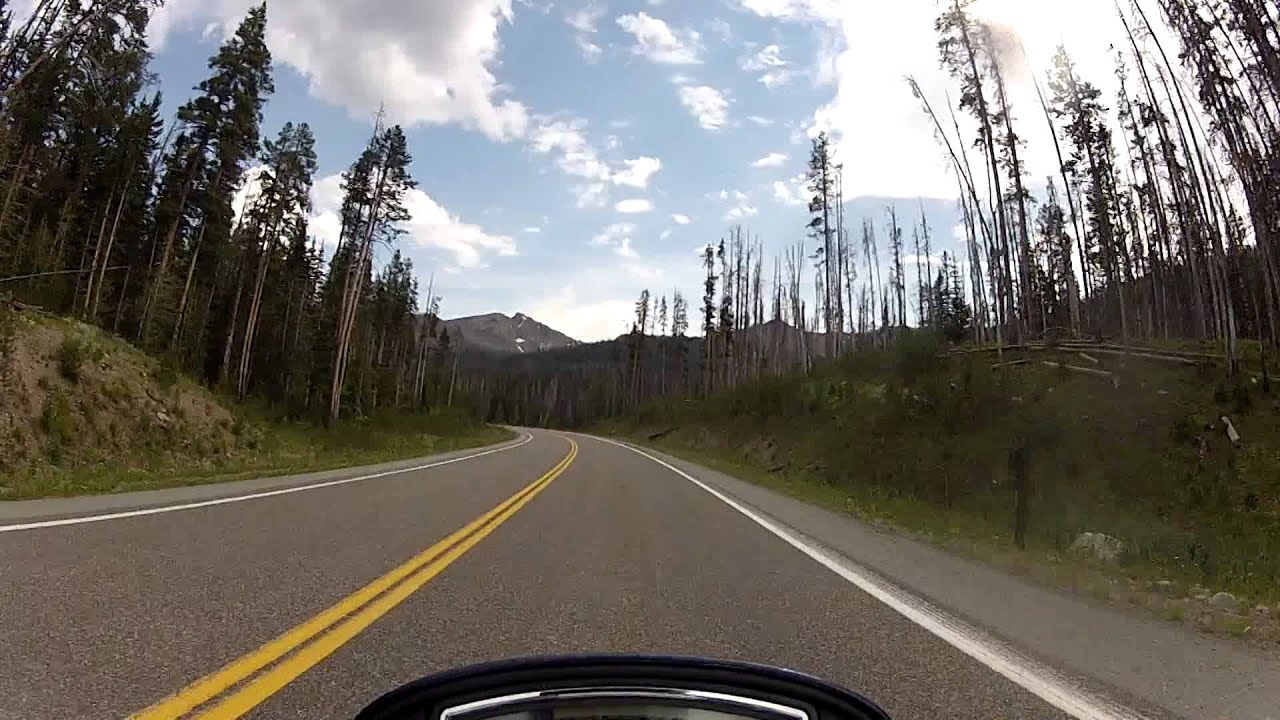 Ride through Yellowstone NP. Fishing Bridge to East Entrance