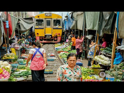 Video: Amazing moments in the work of street photographer Maciej Dakowicz