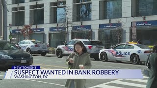 Bank near White House robbed police say robber wore construction outfit