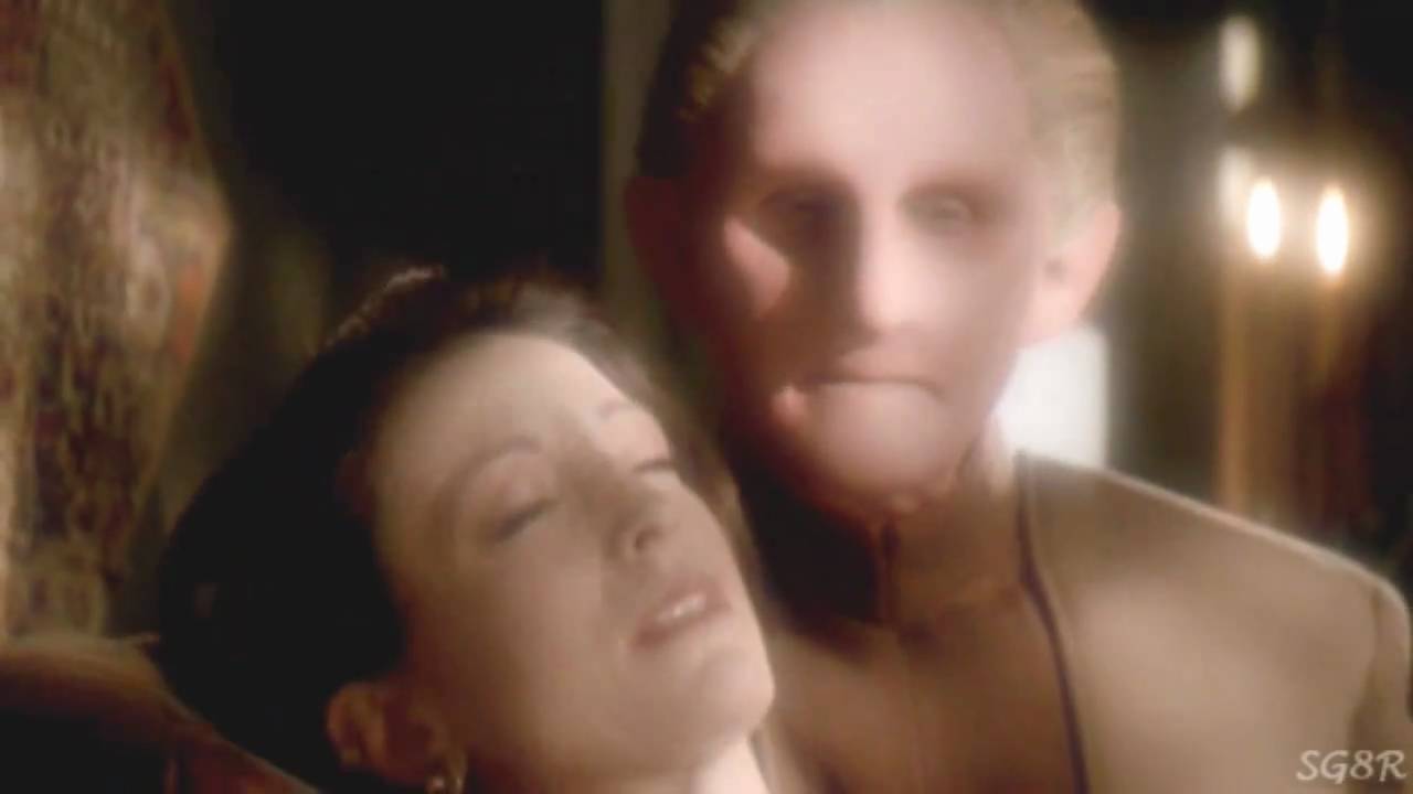Star Trek: DS9: Odo & Kira: "I loved you all along..."